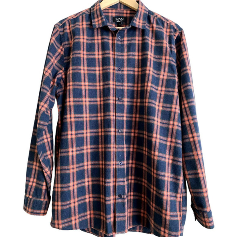 Boohoo Man Long Sleeve Shirt-Medium Weight Flannel-Size Large Men-EUC